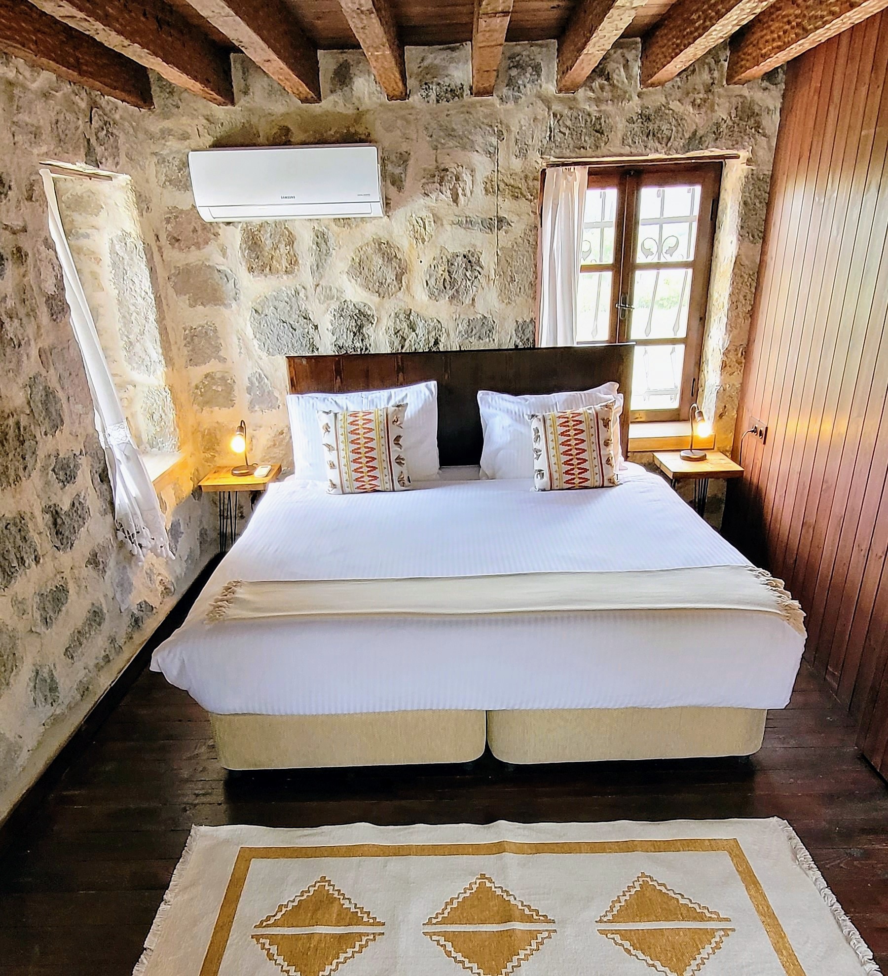 Kuşlan Villa yatak odası